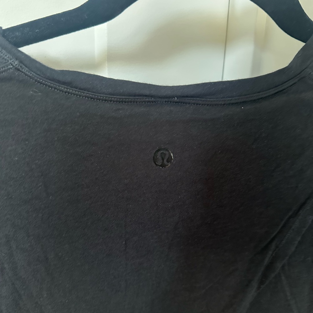 Lululemon Athletica Black Split Back T-shirt - Picture 4 of 4